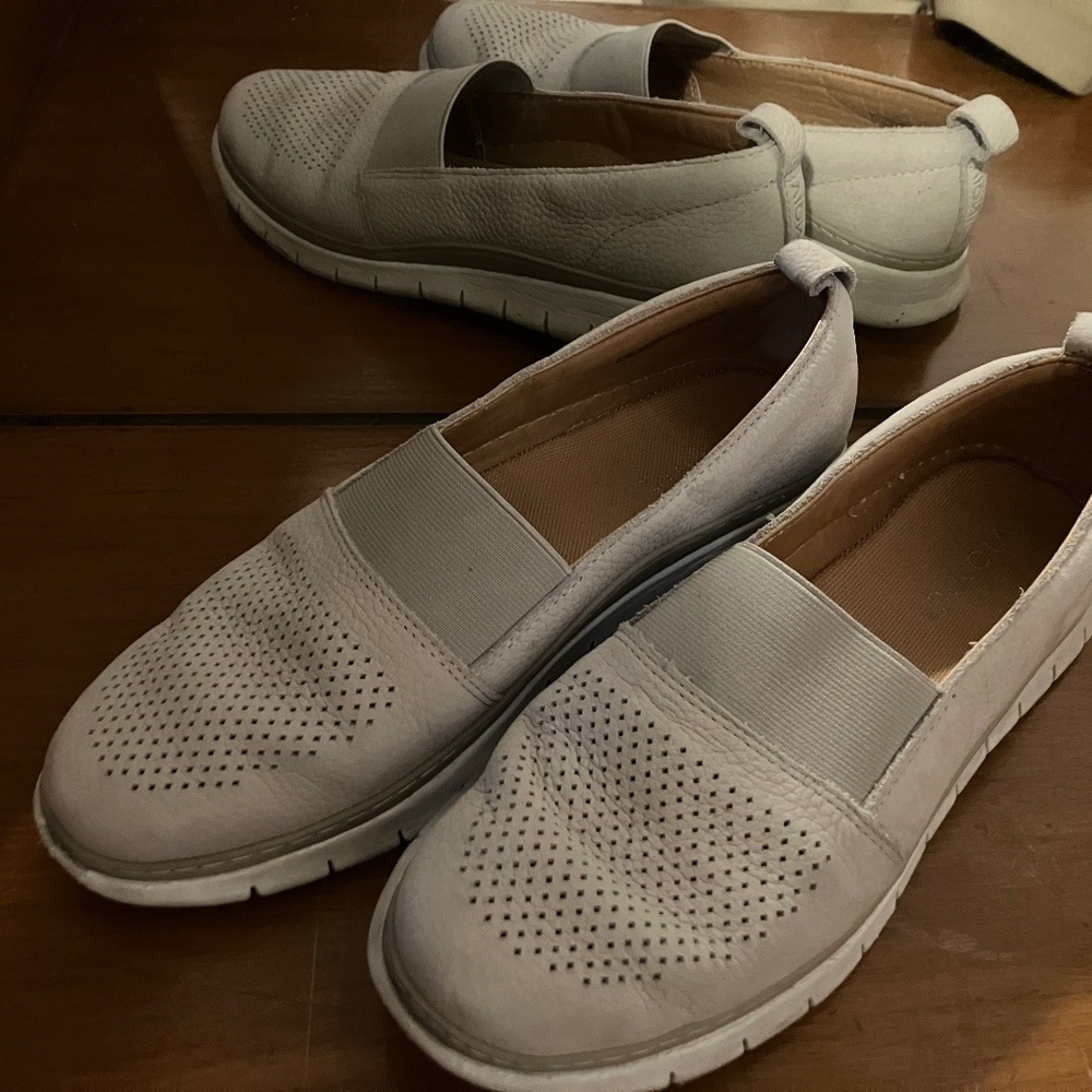 Vionic Loafers